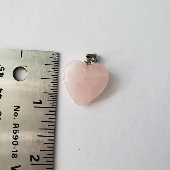 Rose Quartz Heart Gemstone Pendant - Picture 3 of 3
